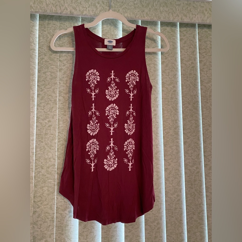 Size S: Flowy, Casual Tank Top